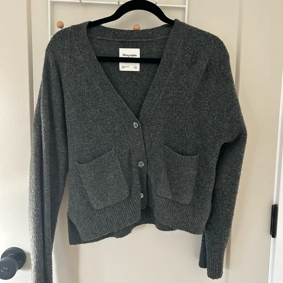 Abercrombie & Fitch Gray Cardigan - Picture 1 of 2
